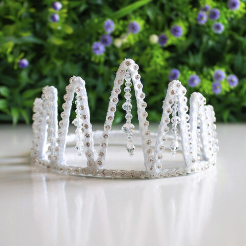 Coroa para Farda feminina do Santo Daime, feito em strass